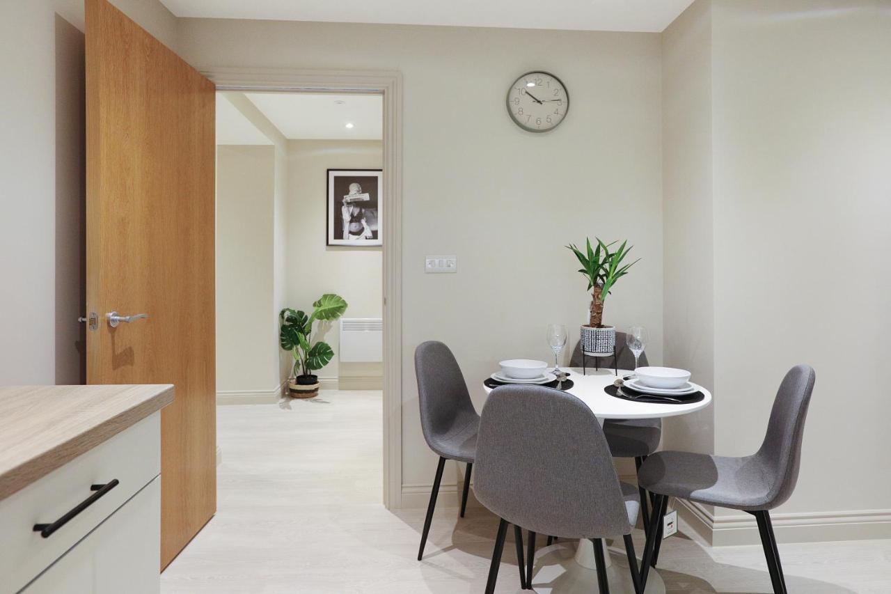 Near University - Modern Flat In Leeds By Purestay 외부 사진